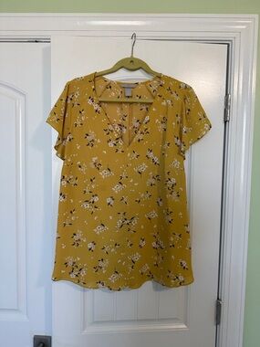 H&M Mustard Floral V-Neck Flutter Sleeve Blouse